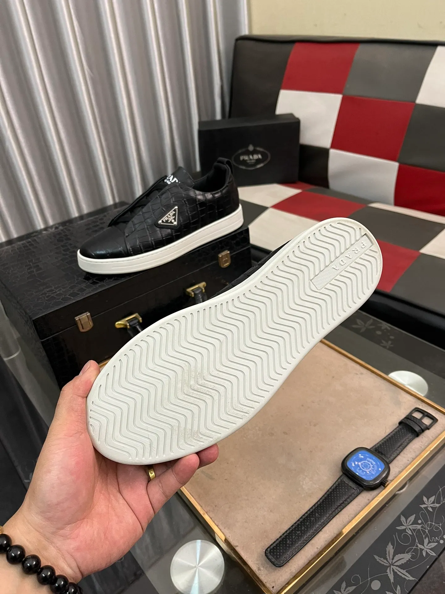 Men's shoes 💰540⌚️⌚️【PRADA】Prada - High-end quality casual sports shoes - Upper: calf leather shoe body with brand metal fasteners, - Inner lining: breathable leather lining - Outsole: ultra-light TPU foam·rubber; molded outsole -Super high quality control·Fine workmanship: highlighted (high-end·luxury·grade) -Size: 38-443️⃣Colors available